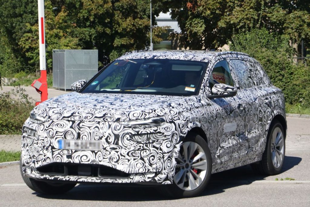 El Audi Q6 e-tron muestra su interior 12 Motor16 Audi Q6 e tron 8 Motor16