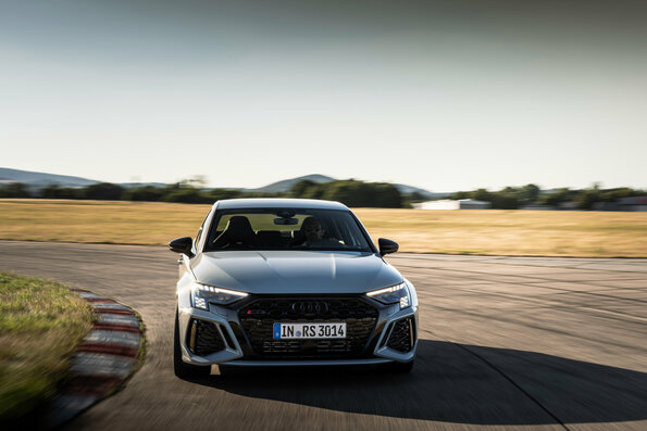 Los Audi RS más especiales, en exclusivas series limitadas 38 Motor16 Audi RS edition M16 14 Motor16