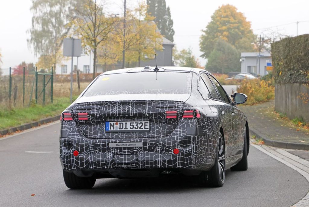 El BMW i5 eléctrico llega a Nürburgring 19 Motor16 BMW i5 17 Motor16