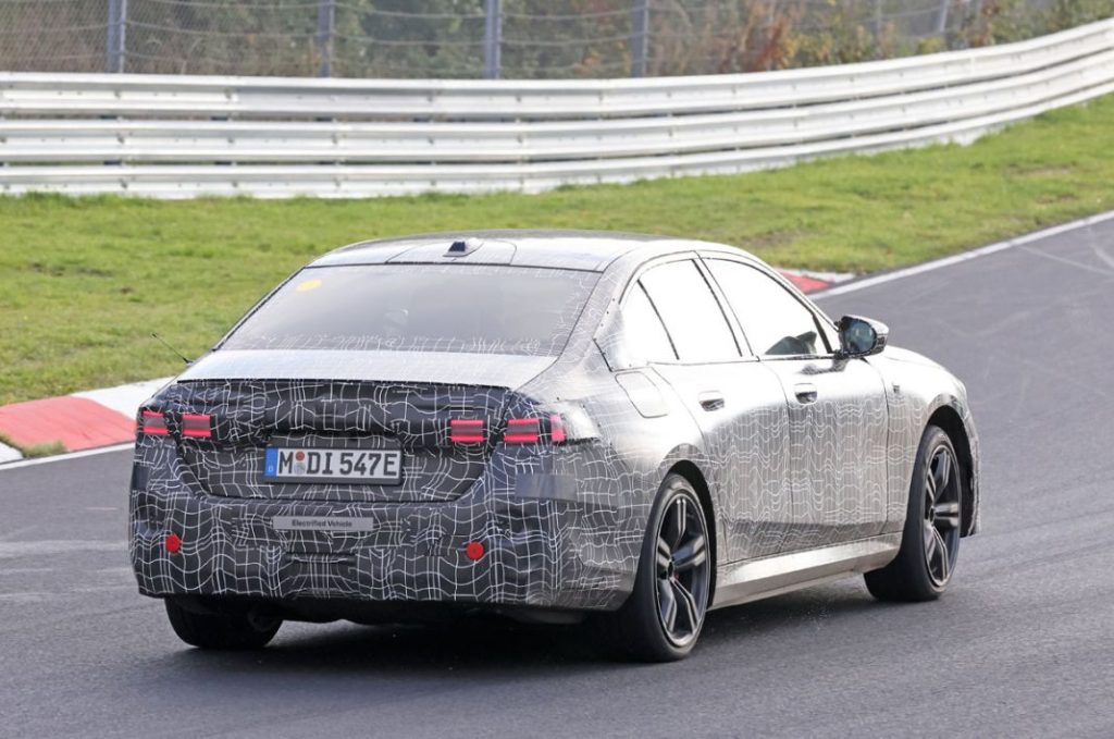 El BMW i5 eléctrico llega a Nürburgring 10 Motor16 BMW i5 8 Motor16