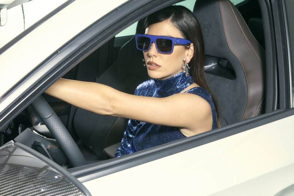 Blanca Suarez brilla junto al Formentor VZ5 Taiga Grey 03 HQ Motor16