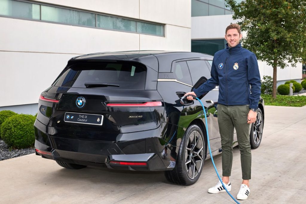 Los nuevos coches del Real Madrid: todos BMW 100% eléctricos 8 Motor16 Causeur3BMW Real Madrid Motor16