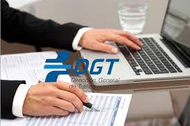 ¿Cómo puedo contactar con la DGT por teléfono? 78 Motor16 Conectar con la DGT telemáticamente