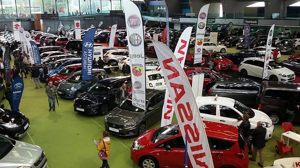 La mejor forma de conducir un coche que no podrías pagar 24 Motor16 coche nuevo