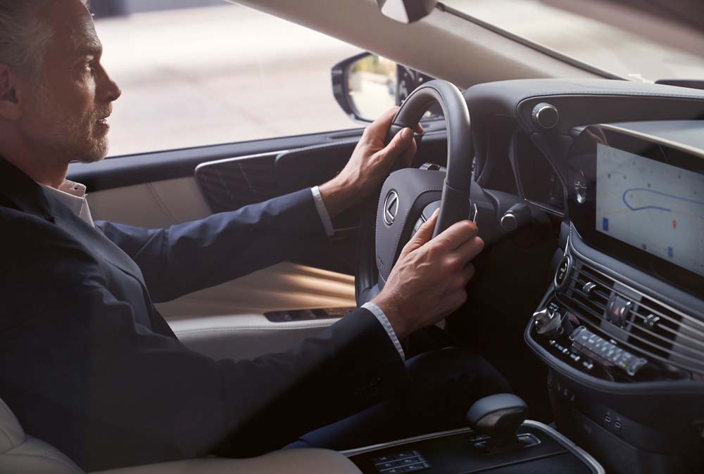 El Lexus LS, ahora todavía más listo 18 Motor16 Lexus LS 2023 16 Motor16