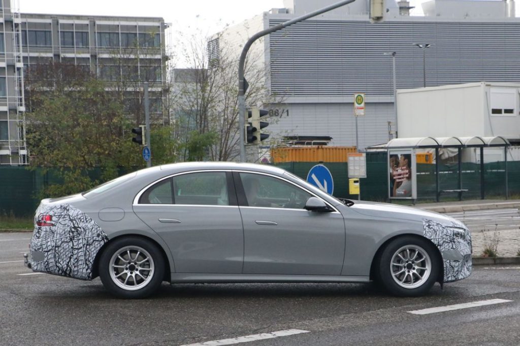 El Mercedes Clase E ya lo enseña casi todo 26 Motor16 MERCEDES CLASE E 24 copia Motor16