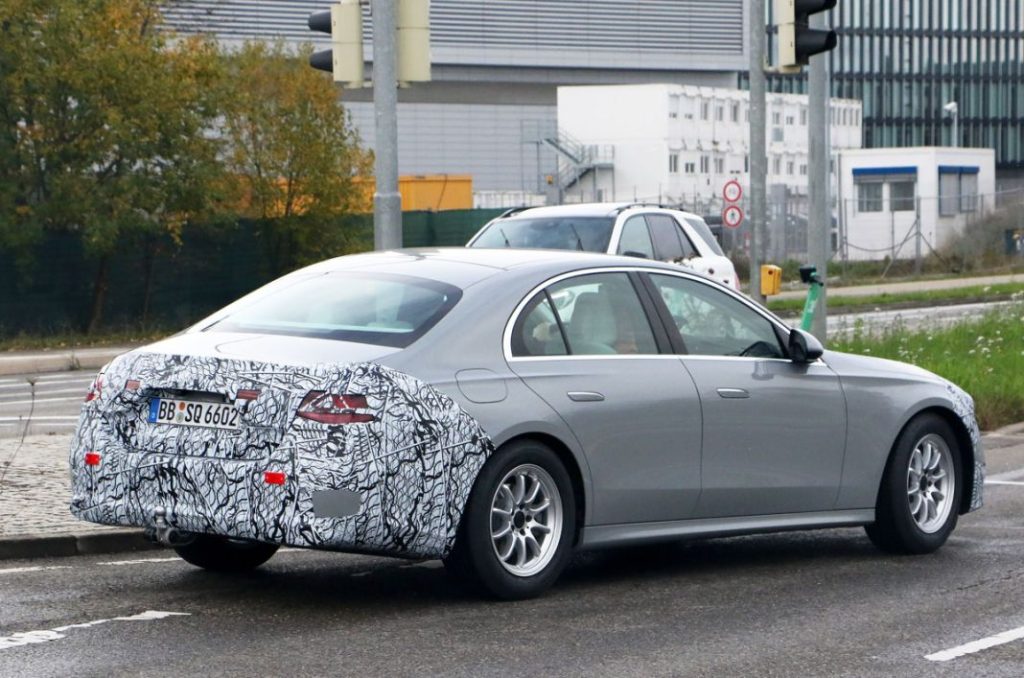 El Mercedes Clase E ya lo enseña casi todo 28 Motor16 MERCEDES CLASE E 26 copia Motor16