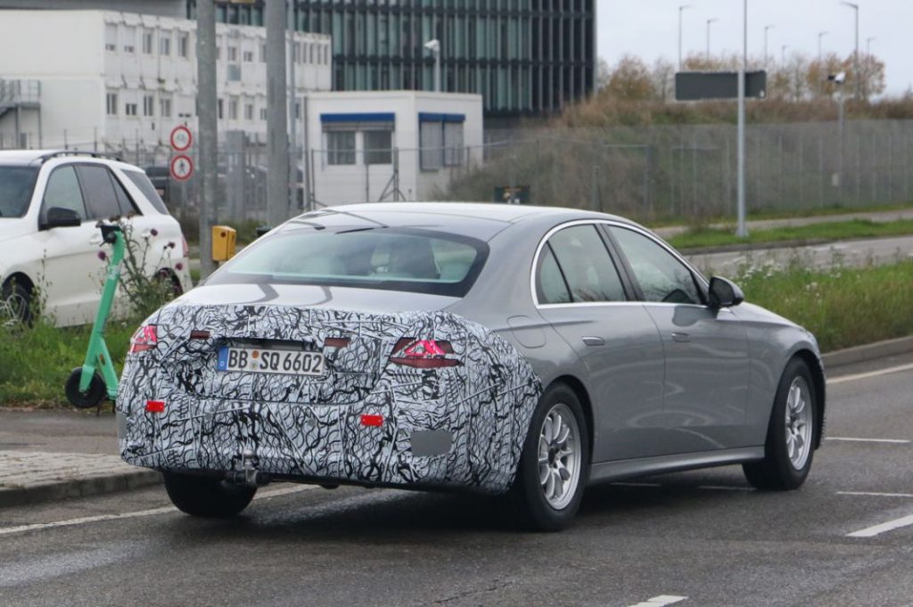 El Mercedes Clase E ya lo enseña casi todo 30 Motor16 MERCEDES CLASE E 28 copia Motor16