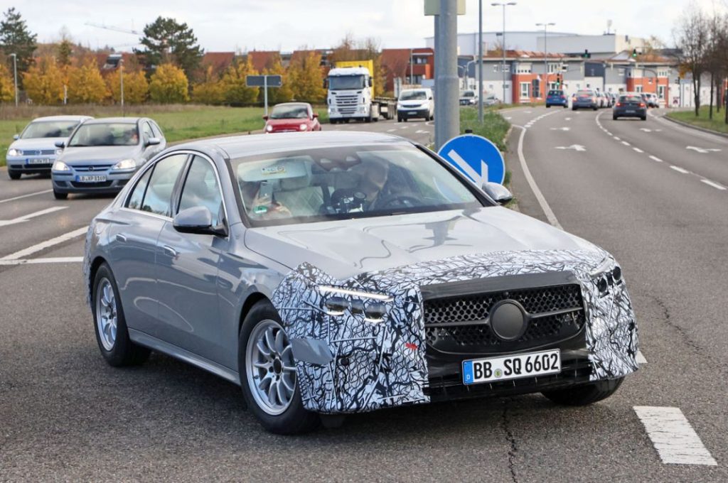 El Mercedes Clase E ya lo enseña casi todo 6 Motor16 MERCEDES CLASE E 4 copia Motor16