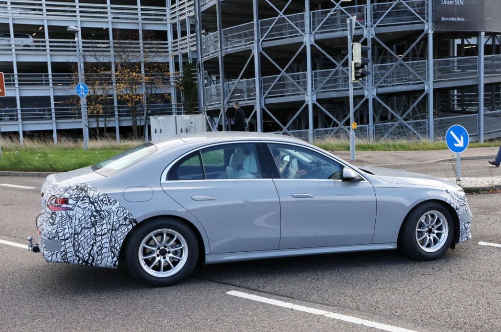 El Mercedes Clase E ya lo enseña casi todo 11 Motor16 MERCEDES CLASE E 9 copia Motor16