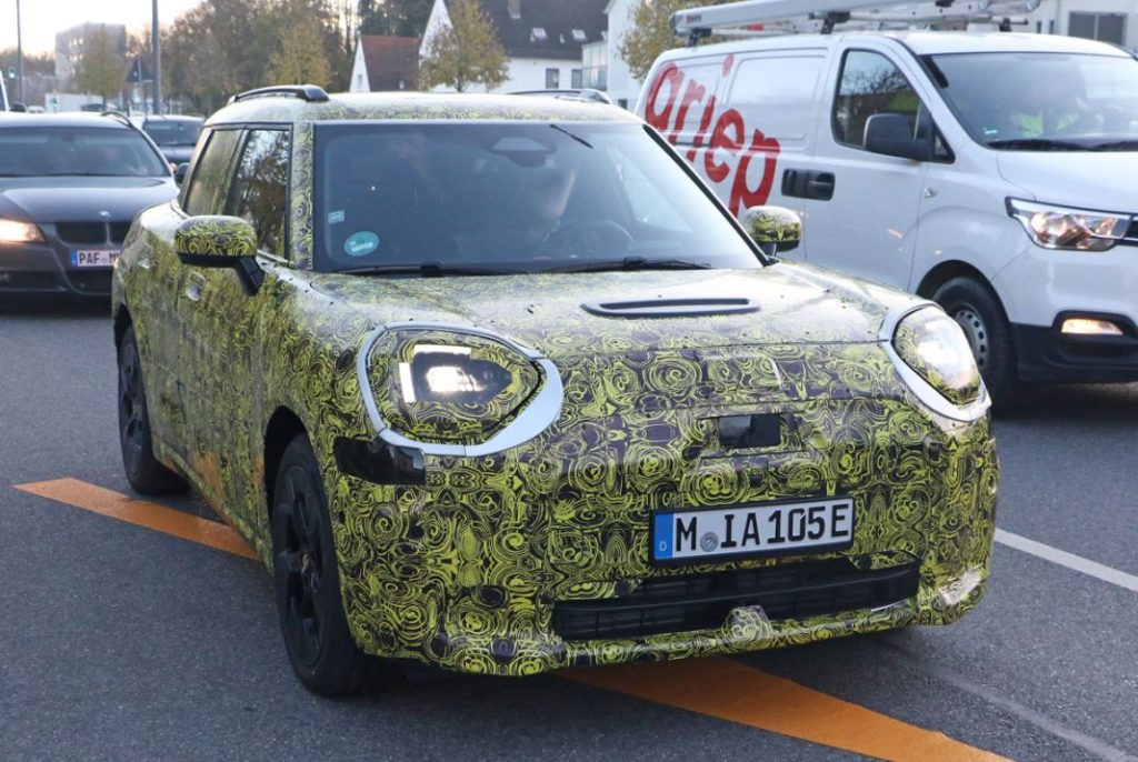¡El MINI Aceman eléctrico está casi a punto! 5 Motor16 MINI Aceman 2 Motor16