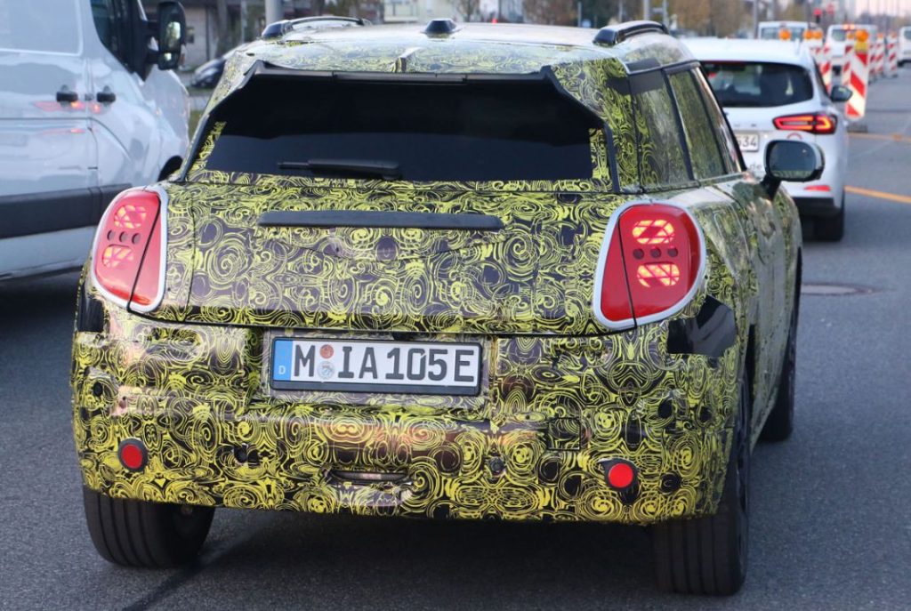 ¡El MINI Aceman eléctrico está casi a punto! 2 Motor16 MINI Aceman
