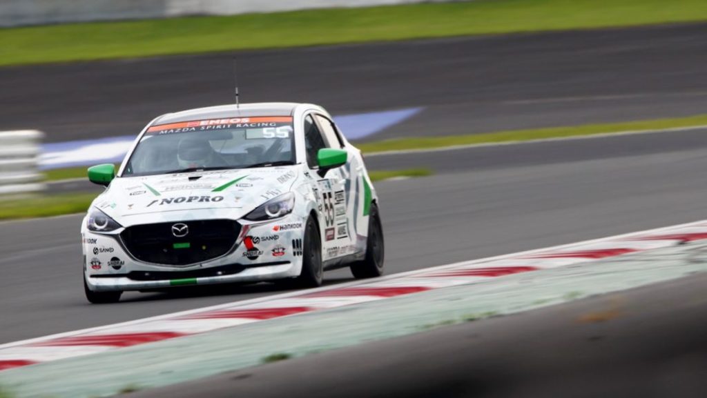 El Mazda 2 que funciona con 'fritanga' 2 Motor16 fritanga