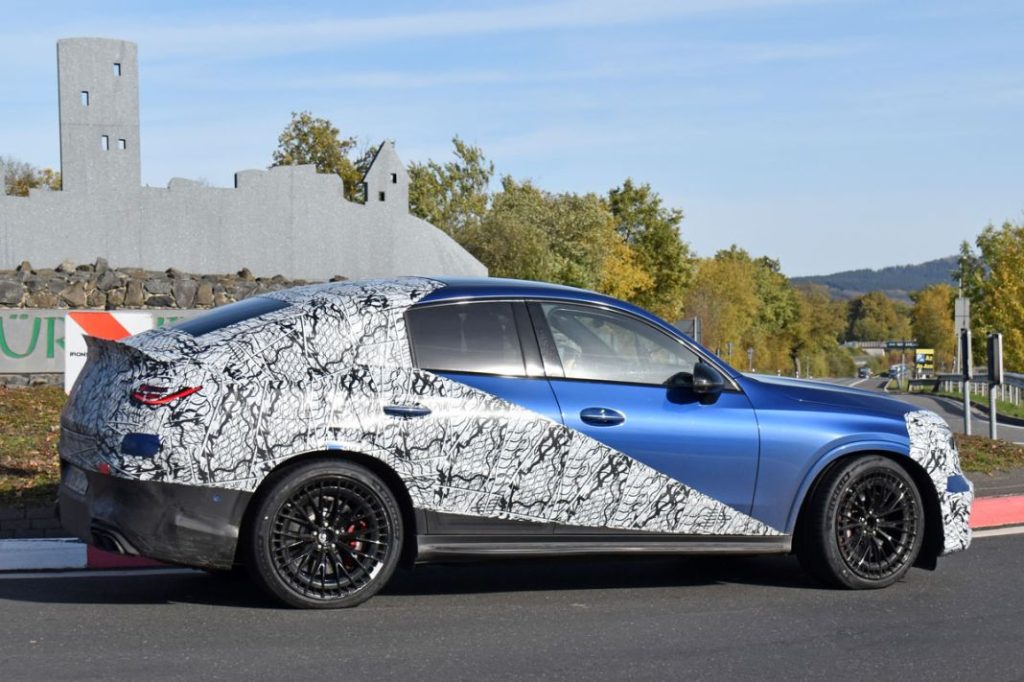 El Mercedes GLC Coupé más radical ya está en la carretera 11 Motor16 Mercedes AMG GLC63 Coupe 9 Motor16