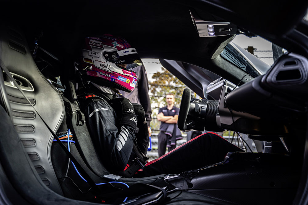 El Mercedes-AMG One consigue su récord en Nürburgring gracias a estos 'zapatos' 6 Motor16 Mercedes AMG One at the Nurburgring 10 Motor16