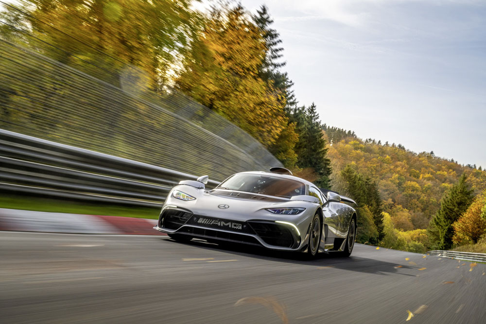 El Mercedes-AMG One consigue su récord en Nürburgring gracias a estos 'zapatos' 10 Motor16 Mercedes AMG One at the Nurburgring 3 Motor16