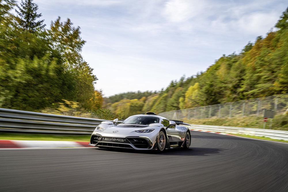 El Mercedes-AMG One consigue su récord en Nürburgring gracias a estos 'zapatos' 7 Motor16 Mercedes AMG One at the Nurburgring 4 Motor16
