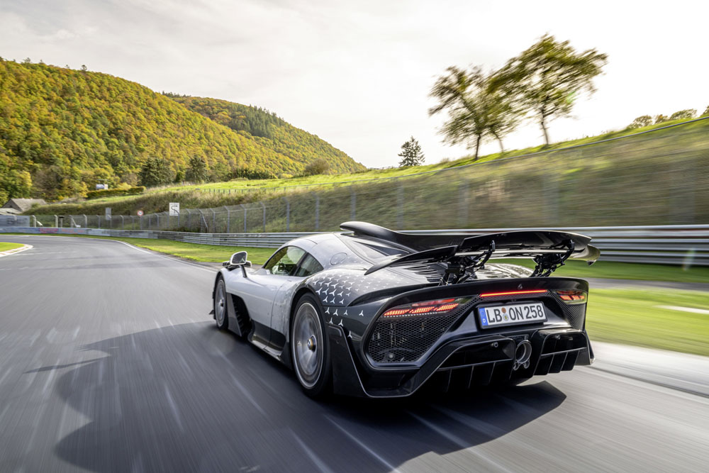 El Mercedes-AMG One consigue su récord en Nürburgring gracias a estos 'zapatos' 9 Motor16 Mercedes AMG One at the Nurburgring 6 Motor16