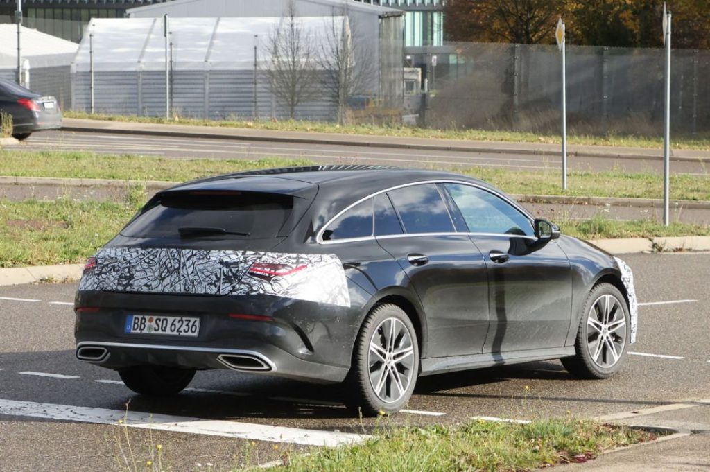 Llegan los cambios al Mercedes CLA 12 Motor16 Mercedes CLA Shooting Brake fl 10 Motor16