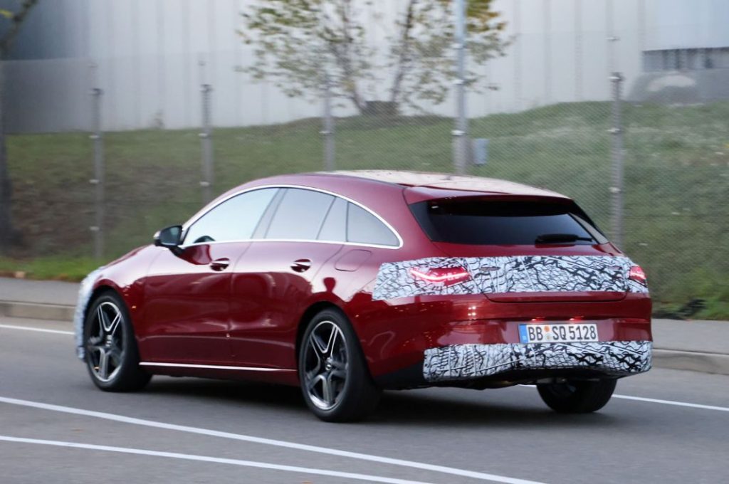 Llegan los cambios al Mercedes CLA 21 Motor16 Mercedes CLA Shooting Brake fl 19 Motor16
