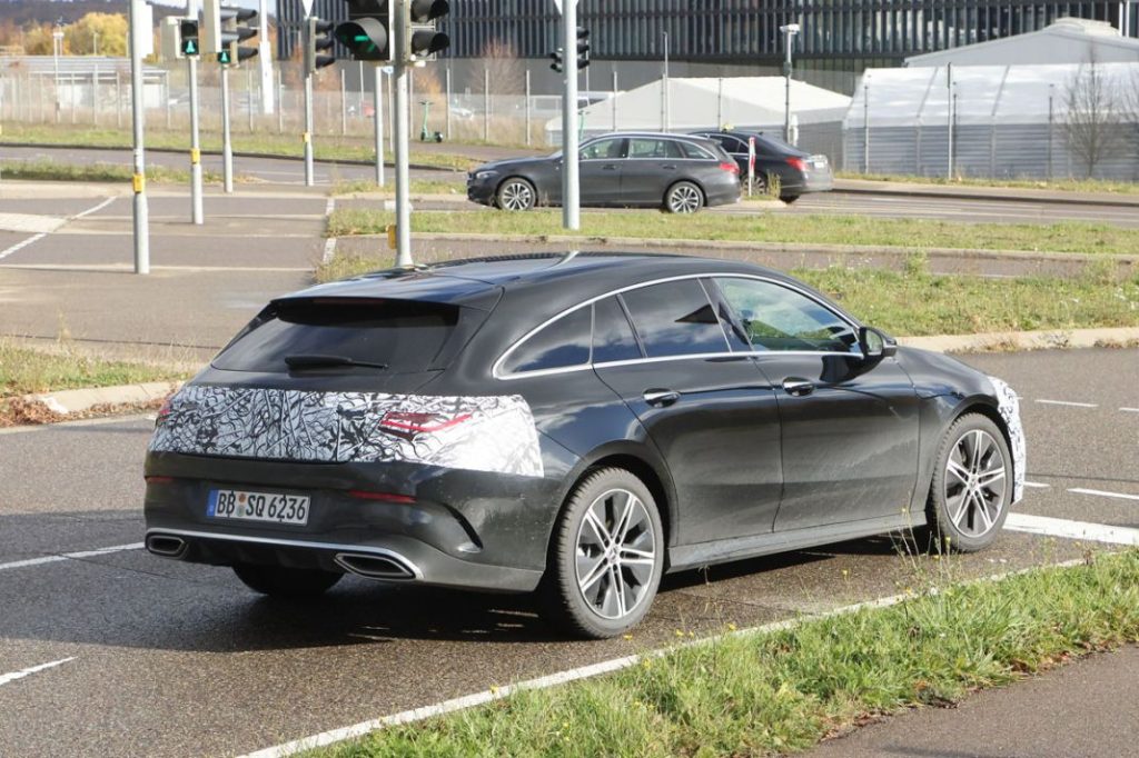 Llegan los cambios al Mercedes CLA 11 Motor16 Mercedes CLA Shooting Brake fl 9 Motor16