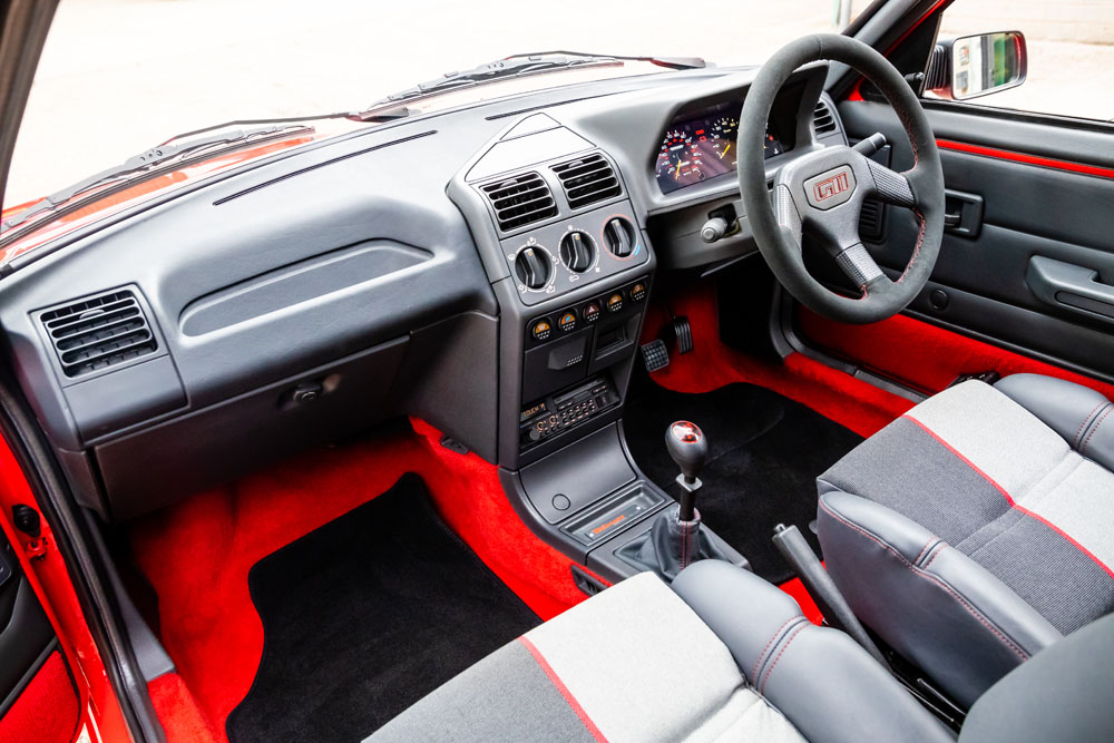 Peugeot 205 GTI Tolman Edition; renace el mito 61 Motor16 Peugeot 205 GTI