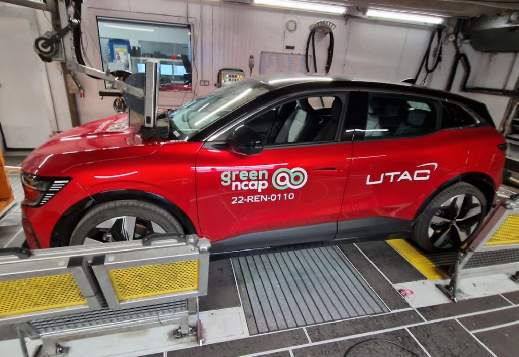 Nio eT7, Renault Megane E-Tech y El Tesla 3, sobresalientes en eficiencia energética 3 Motor16 Renault megane e tech green ncap nov 2022 Motor16