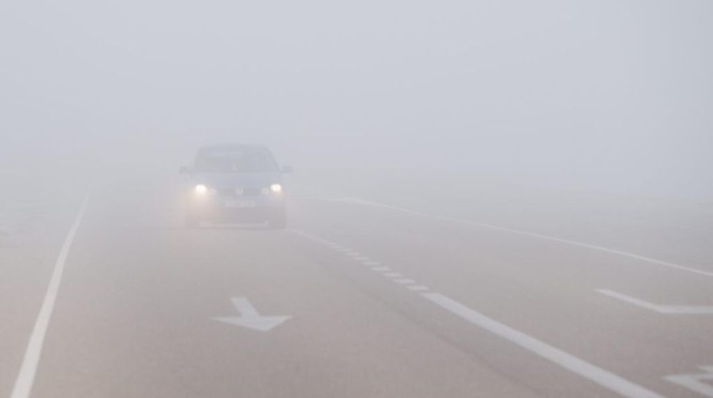 Las luces que te indican si tienes un problema en tu coche 140 Motor16 antiniebla Motor16