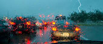 Rayos y centellas, cómo conducir con viento y lluvia 2 Motor16 tormenta