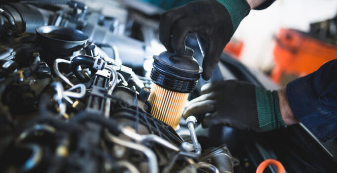 Los filtros que debes cambiar para bajar consumo y evitar averías 1 Motor16 filtros