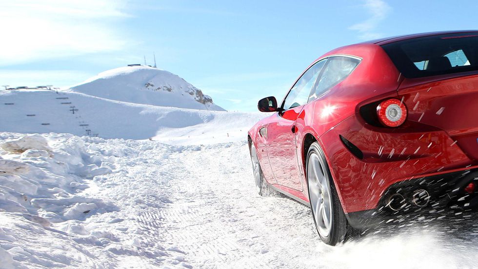 Los neumáticos perfectos para conducir en invierno 184 Motor16 tiempo