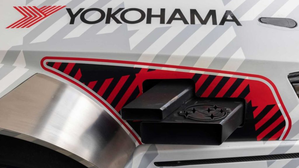 1983 subaru gl family huckster wagon 10 Motor16