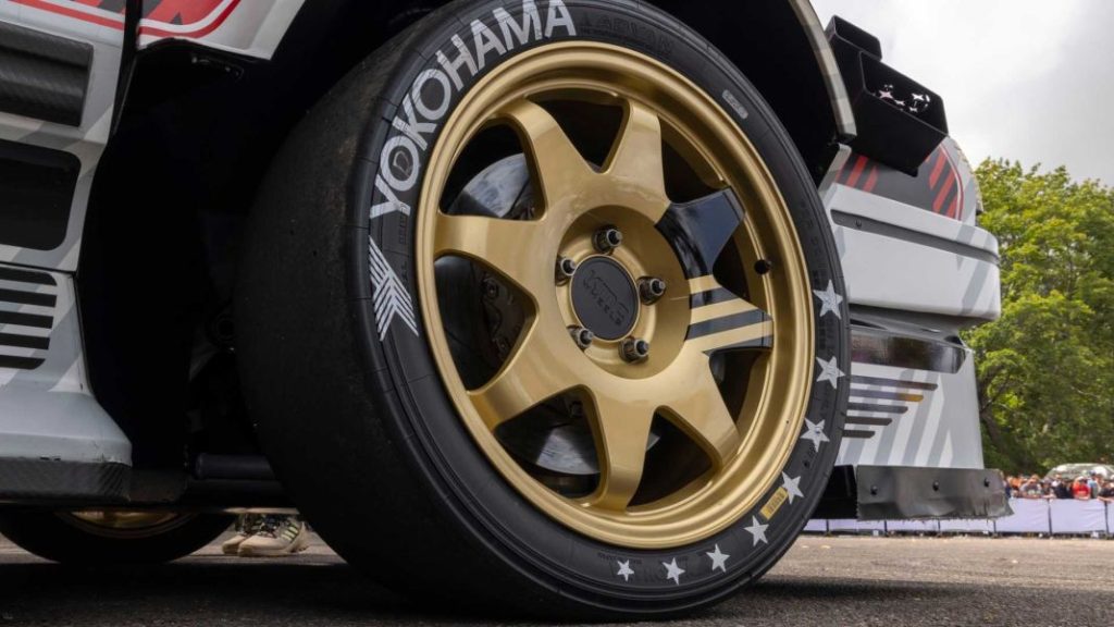 1983 subaru gl family huckster wagon 12 Motor16