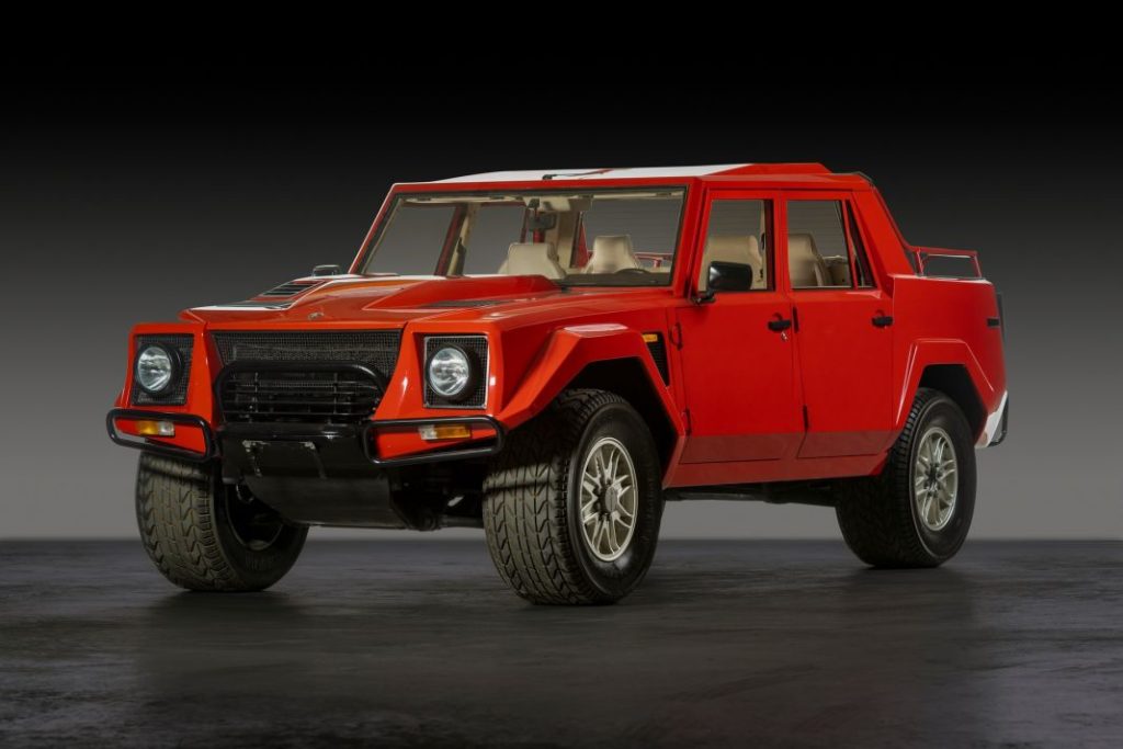 Este inmaculado Lamborghini LM002 busca nuevo hogar 3 Motor16 1986 Lamborghini LM002 1 1 Motor16