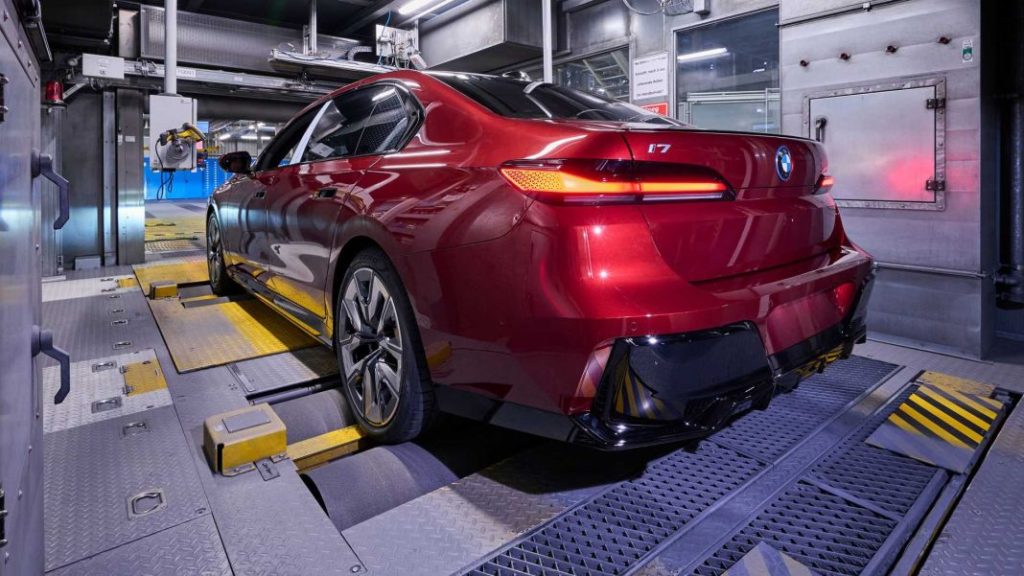 Ya son dos millones los BMW Serie 7 fabricados 38 Motor16 2022 BMW Serie 7 dos millones 36 Motor16