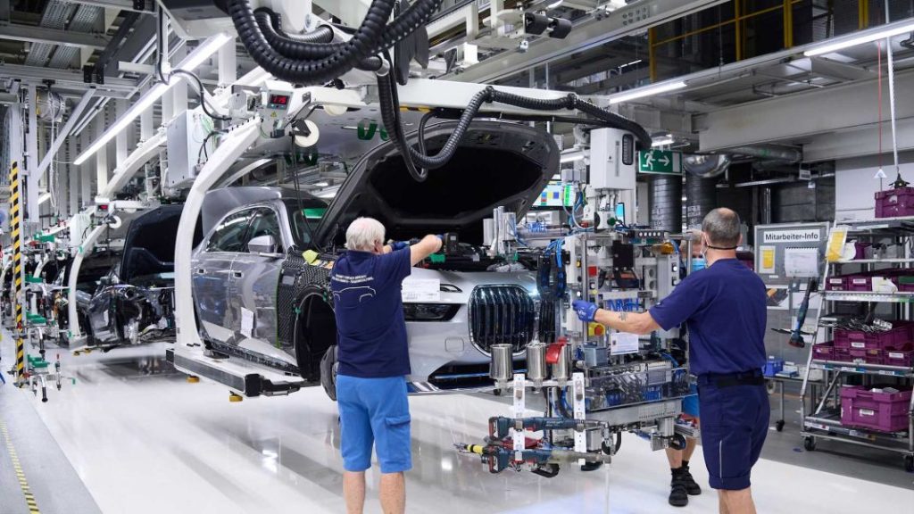 Ya son dos millones los BMW Serie 7 fabricados 7 Motor16 2022 BMW Serie 7 dos millones 5 Motor16