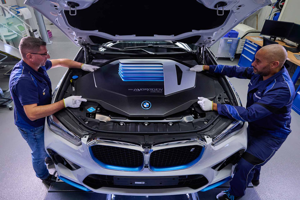 BMW iX5 Hydrogen: comienza a fabricarse en Munich 13 Motor16 2022 BMW iX5 Hydrogen fabrica 10 1 Motor16