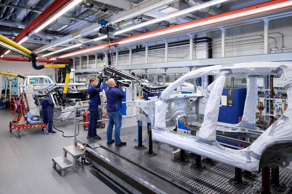 BMW iX5 Hydrogen: comienza a fabricarse en Munich 5 Motor16 2022 BMW iX5 Hydrogen fabrica 2 Motor16