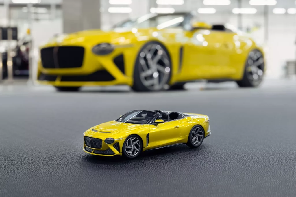 2022 Bentley coches escala 2 Motor16
