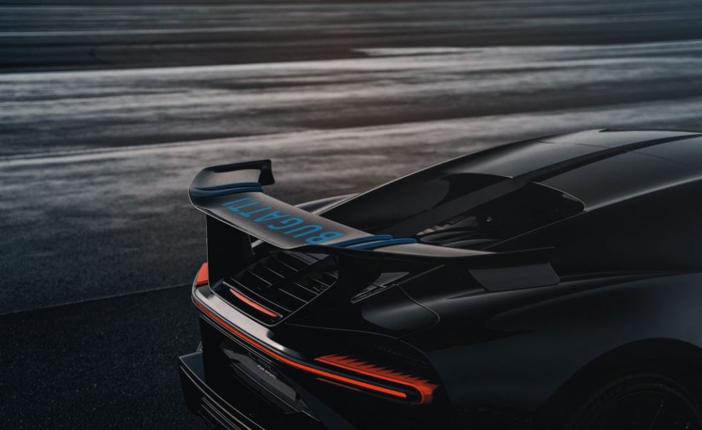 Bugatti Chiron Pur Sport: una máquina de quemar goma 11 Motor16 2022 Bugatti Chiron Pur Sport Drifting 11 Motor16