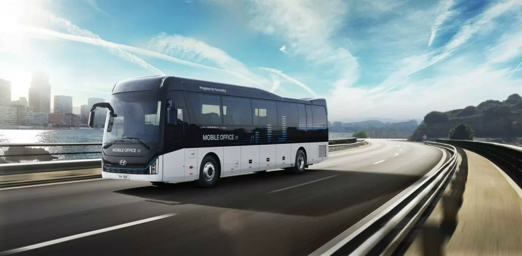 2022 Hyundai Universe Mobile Office 1 1 Motor16