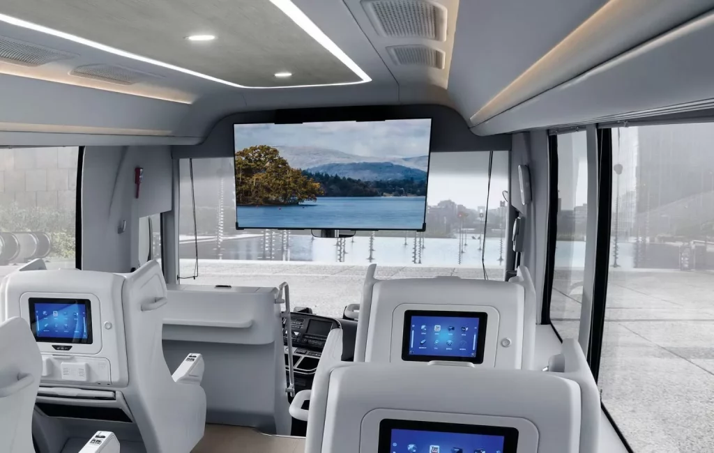 2022 Hyundai Universe Mobile Office 6 Motor16