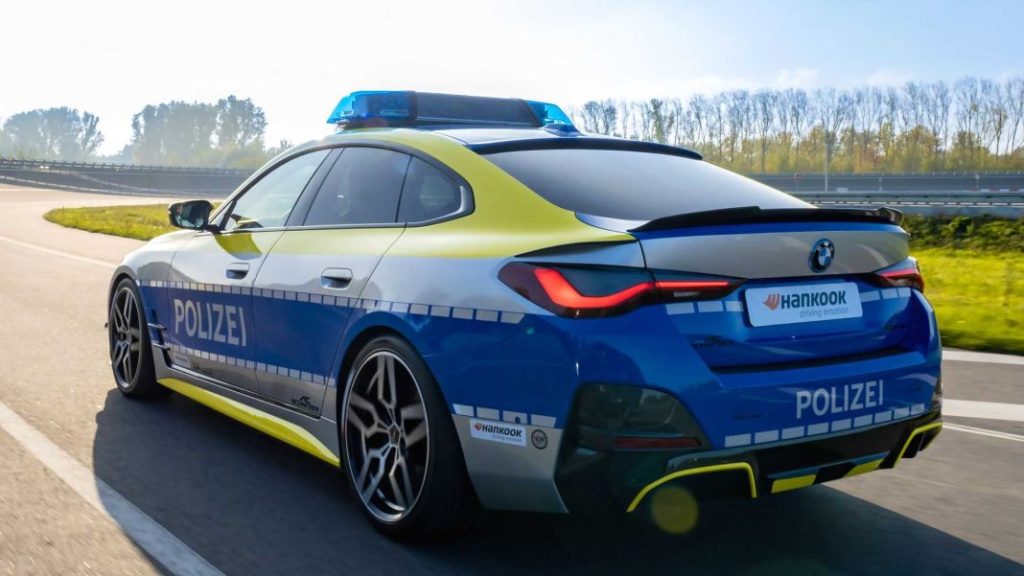 BMW i4 M50: tuneado por AC Schnitzer para la policía alemana 23 Motor16 2022 bmw i4 ac schnitzer tune it safe 3 Motor16