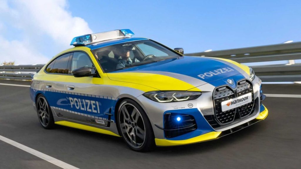 BMW i4 M50: tuneado por AC Schnitzer para la policía alemana 24 Motor16 2022 bmw i4 ac schnitzer tune it safe 4 Motor16