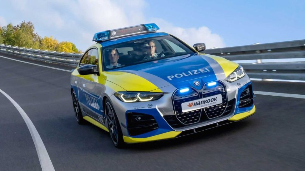 BMW i4 M50: tuneado por AC Schnitzer para la policía alemana 25 Motor16 2022 bmw i4 ac schnitzer tune it safe 8 Motor16