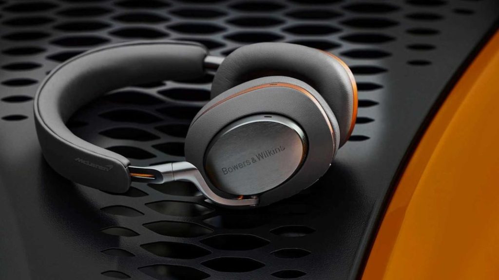 2022 bowers wilkins px8 mclaren auriculares 3 1 Motor16