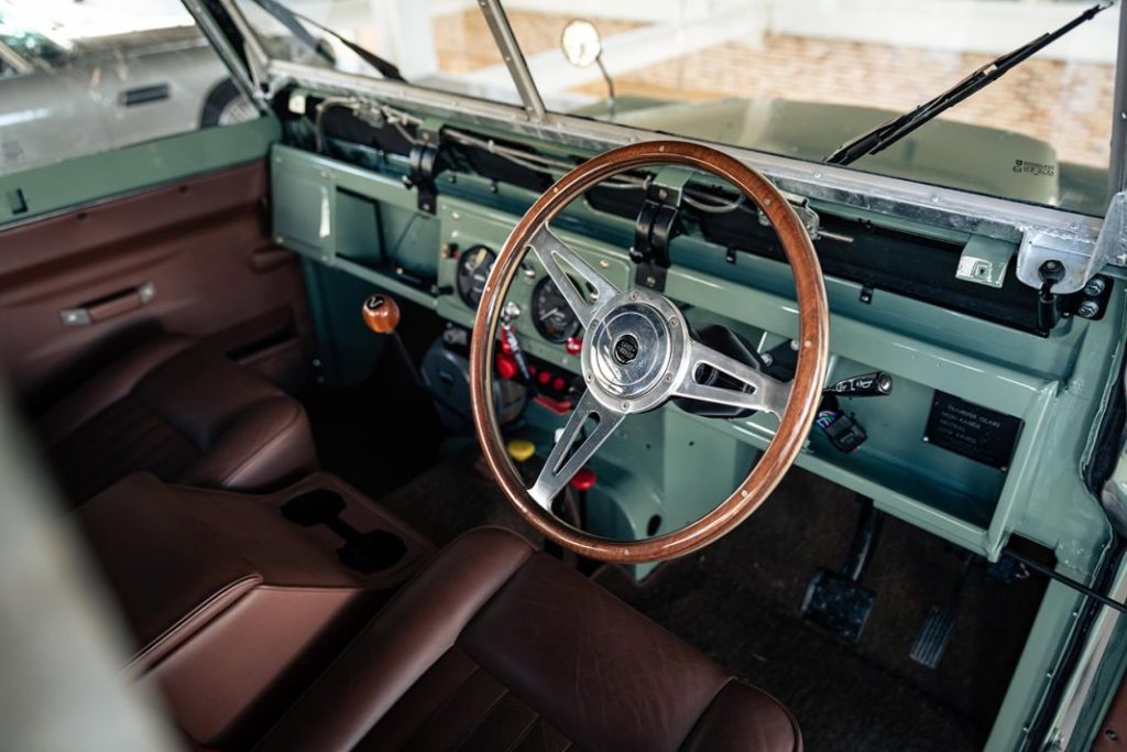 Everrati electrifica los Land Rover más clásicos 17 Motor16 2022 everrati Land Rover Series IIA 9 Motor16