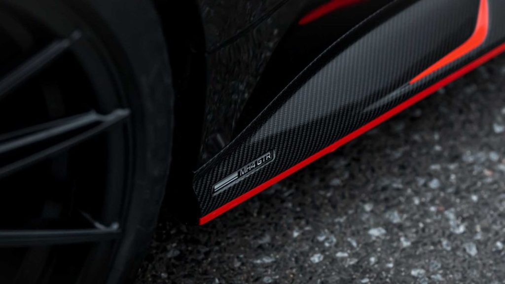 De BMW M4 CSL a Manhart MH4 GTR II 19 Motor16 2022 manhart mh4 gtr bmw m4 csl 16 Motor16