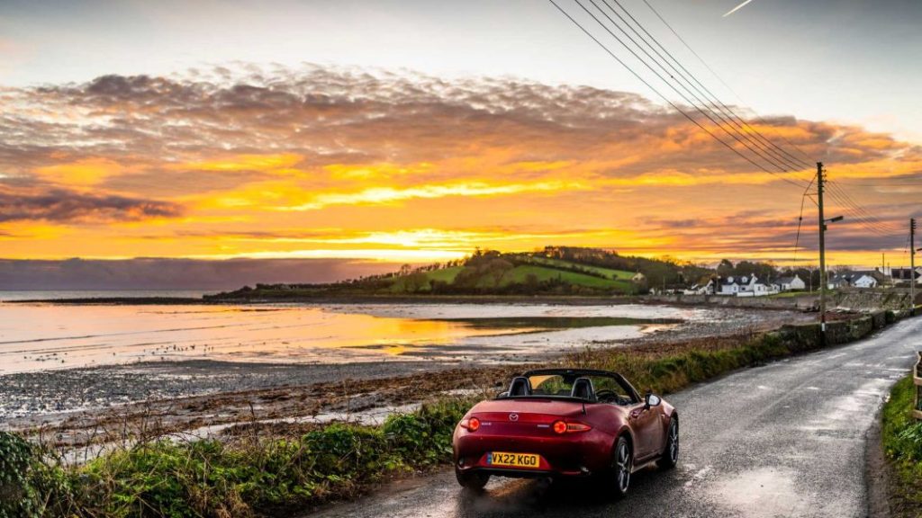 2022 mazda mx 5 sustain 37 Motor16