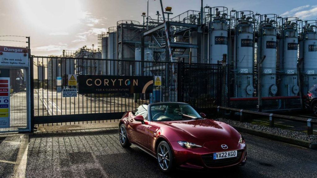 2022 mazda mx 5 sustain 6 Motor16